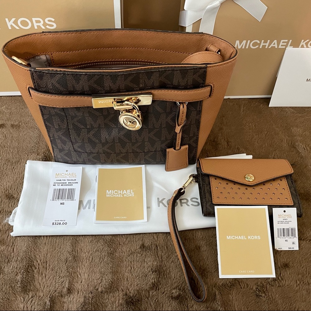Michael Kors Pre-Owned Hamilton Traveler Purse & Michael Kors Honey Card Holder.